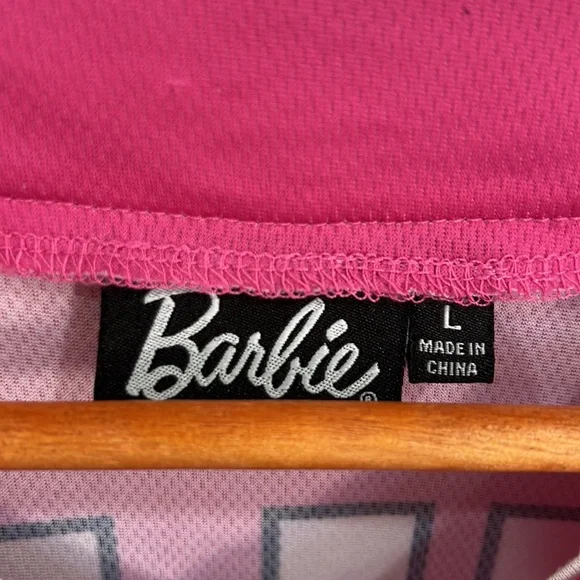 Malibu Barbie baseball shirt, size large - Picture 6 of 9